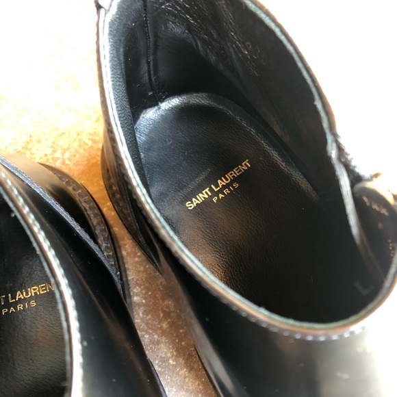 Saint Laurent Black Leather Ankle Boot - Picture 7 of 15